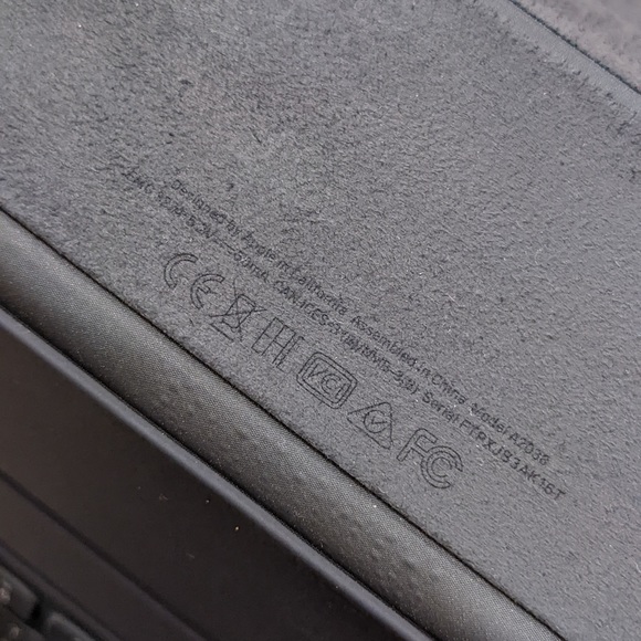 Apple Smart Keyboard Folio for iPad - Picture 3 of 8